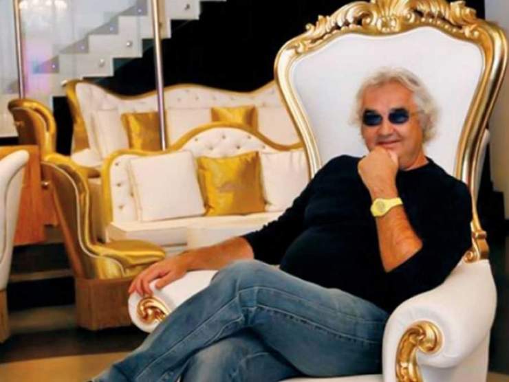 La casa di Flavio Briatore (fonte web) 07.04.2022 esclusiva.it