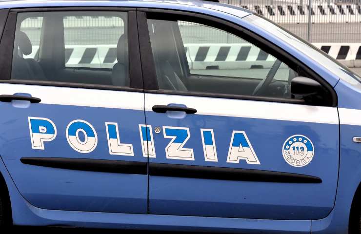 Roma precipita impalcatura morto operaio