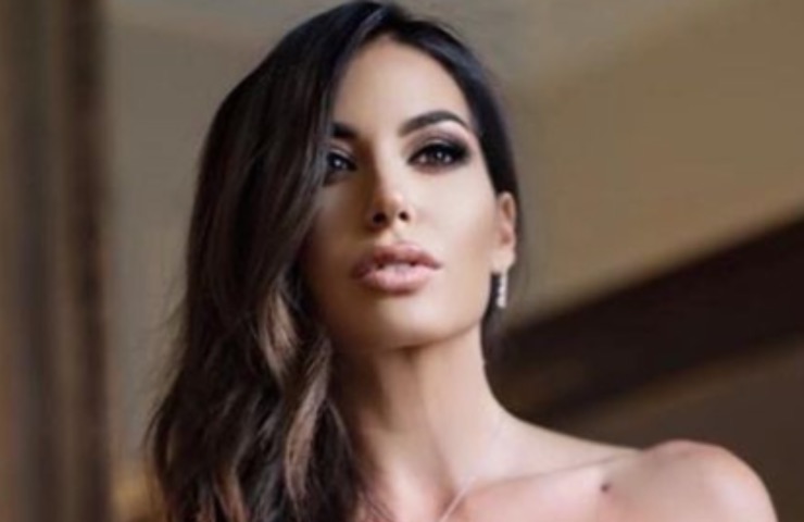 Elisabetta Gregoraci gaffe battiti