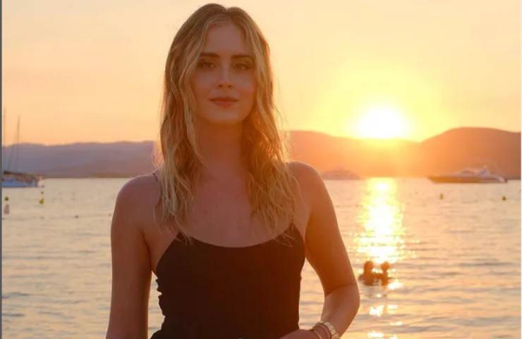 Valentina Ferragni topless mozzafiato 