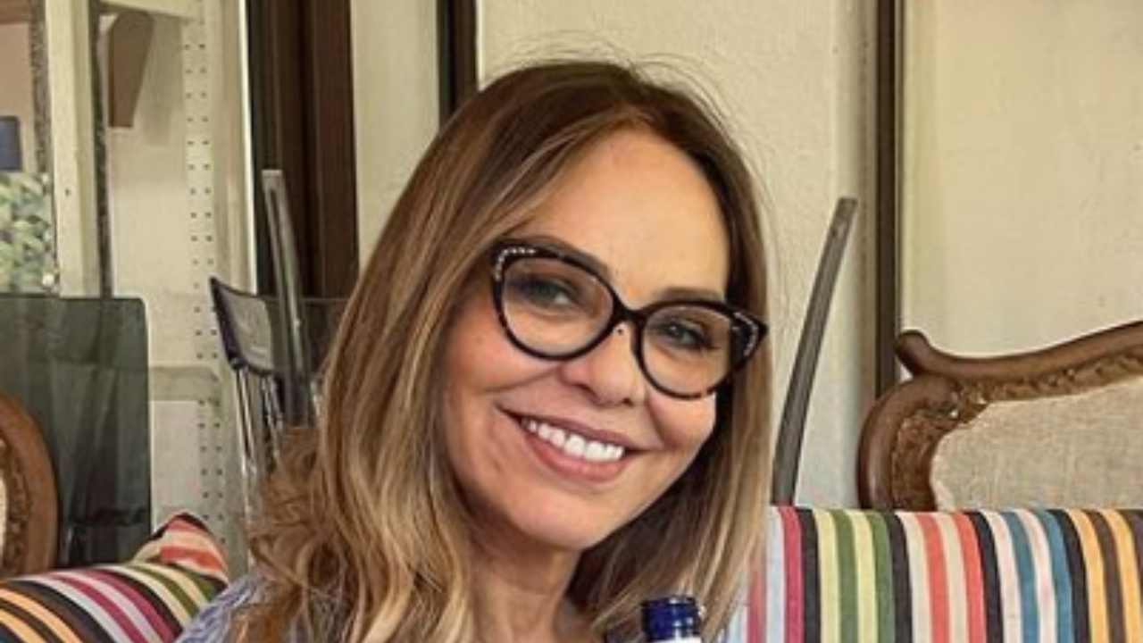 ornella muti sorridente