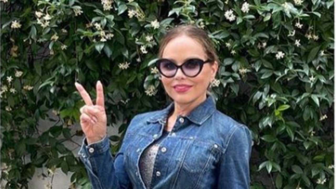 ornella muti sorridente