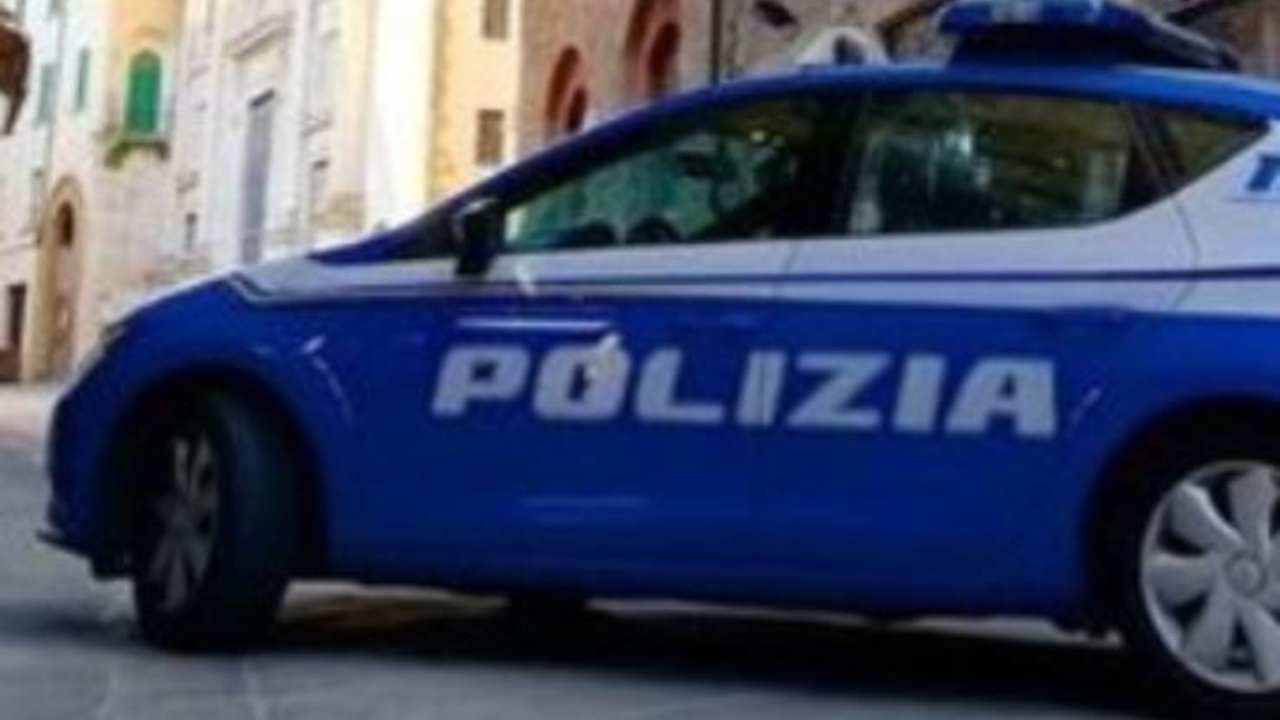 polizia morte ragazza parto