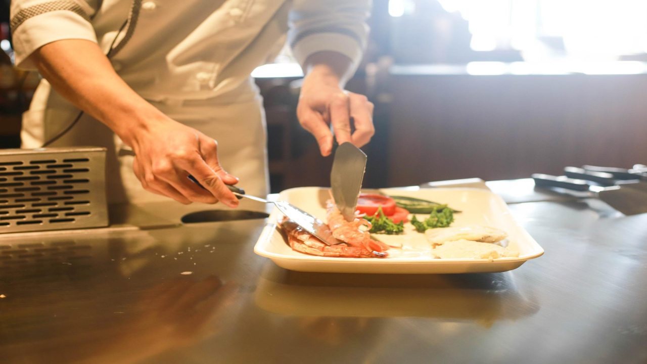 Ristorante scappano senza pagare