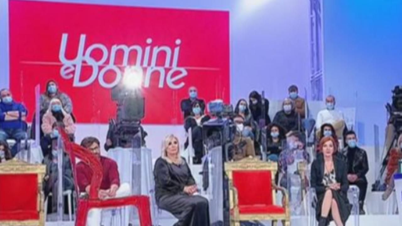 uomini e donne opinionisti