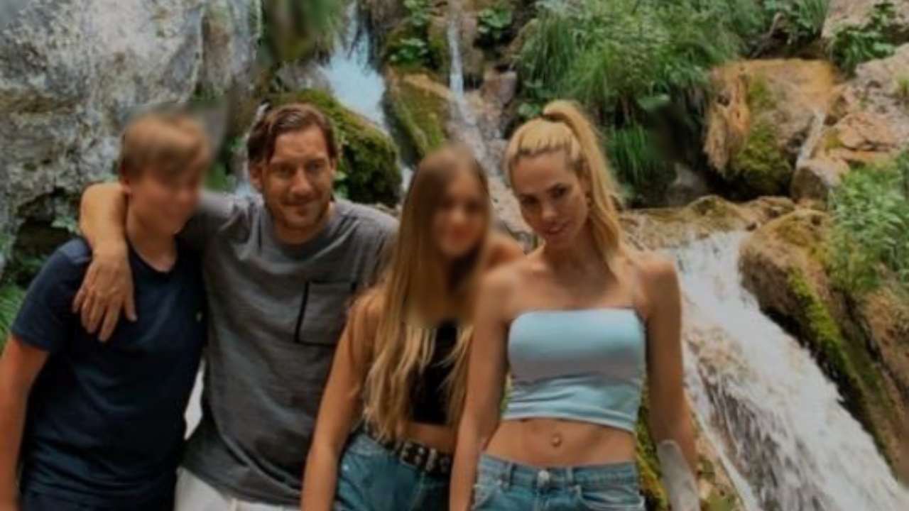 famiglia totti foto