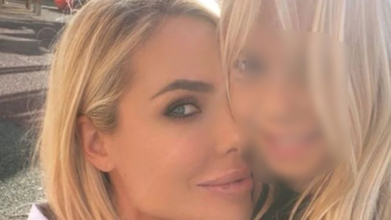 ilary blasi isabel madre figlia