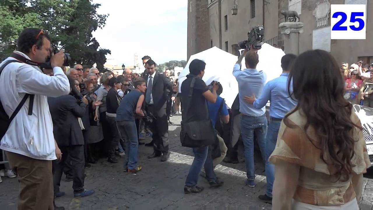 Matrimonio fra la star e l’ imprenditore: salta tutto | Naufraga la storia dopo pochi mesi Matrimonio fra la star e l’ imprenditore: salta tutto | Naufraga la storia dopo pochi mesi